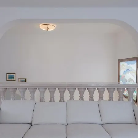 Apartment Casa Mary Tre - Attico Con Terrazza A 2 Passi Dal Sirmione