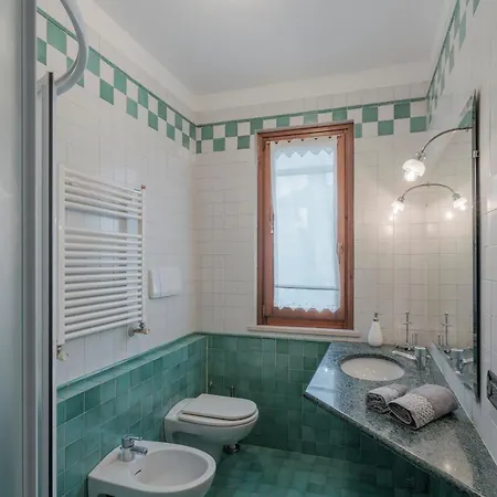 Casa Mary Tre - Attico Con Terrazza A 2 Passi Dal Apartment Sirmione
